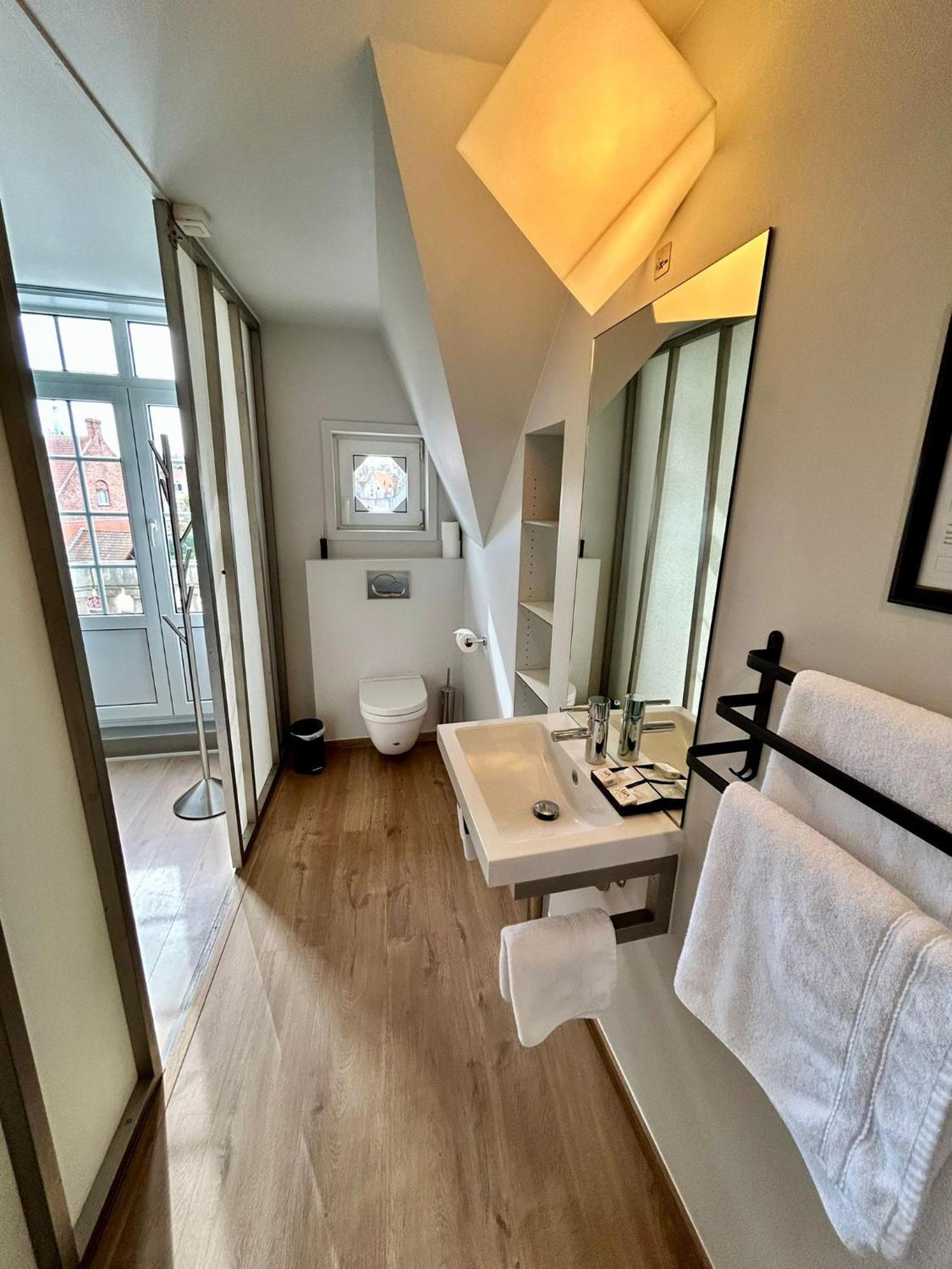 B&B Contrast Bruges Luaran gambar